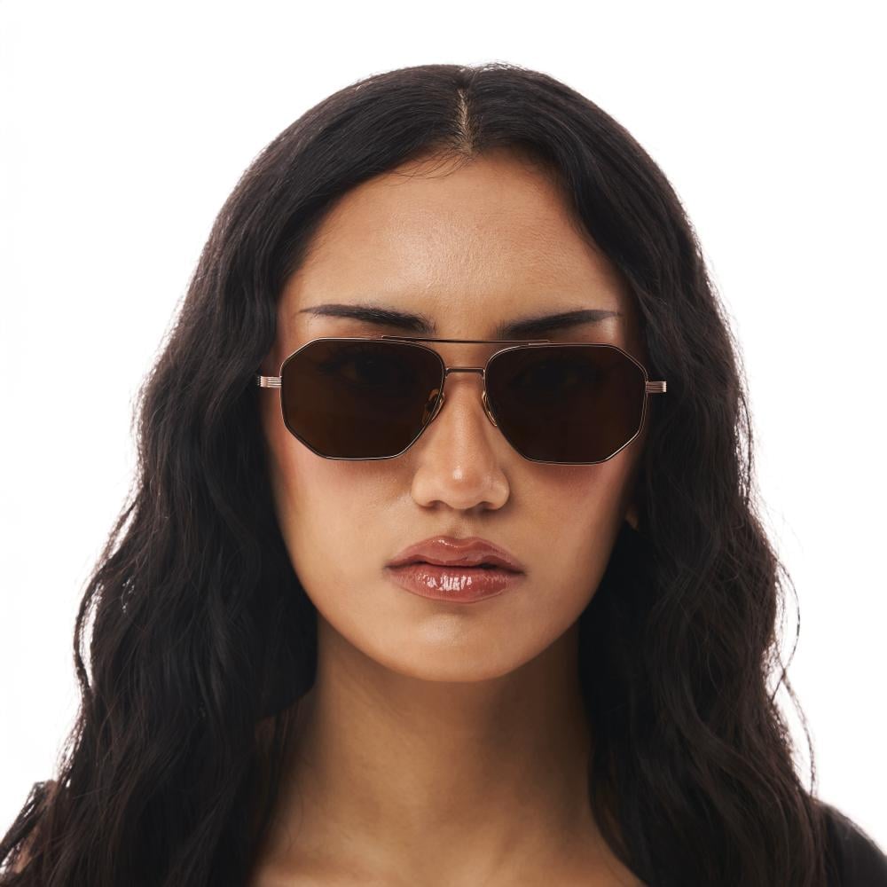Sunset Sunglasses – Stylish UV Protection with a Sunset Glow